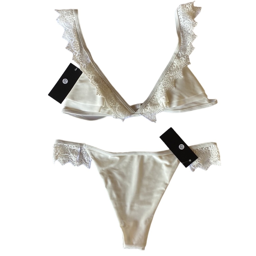 Kara and Kate Cream Color Swimsuit Bikini. Adjustable Strap’s & Padding